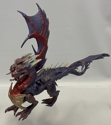 Vintage Dragonheart Medusa Purple Dragon Figure 1996 Kenner Two