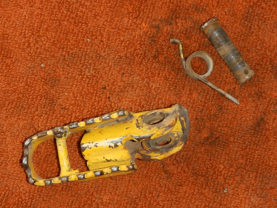 左手驱动脚钉 1991 91 铃木 DR350R DR350 DR 350 — 第 2/4 张图片