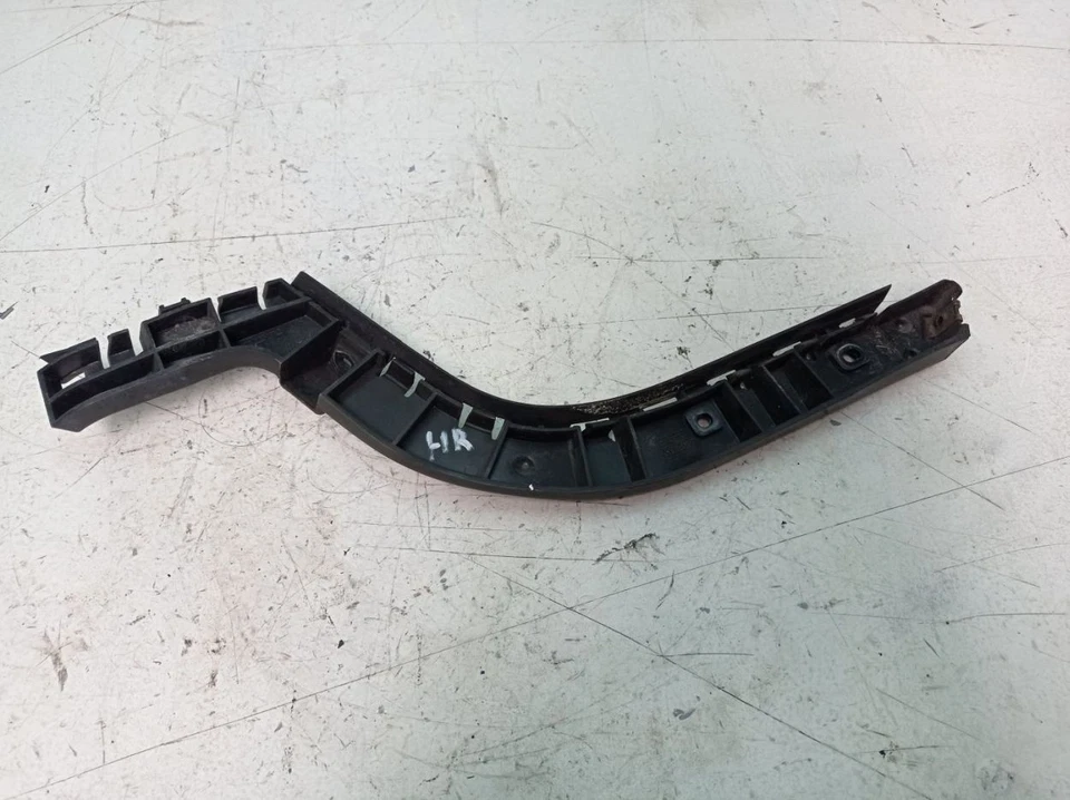 Soporte parachoques trasero derecho VOLVO S40 II (544) 1.6 D 31265599 Foto 4 de 4