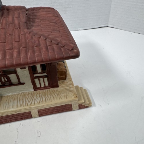 Partylite Whistle Stop Train Station Porcelain Tealight Candle Holder House - Picture 4 of 10