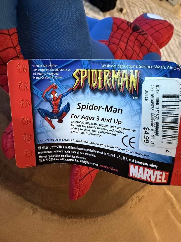 Muñeca de peluche Kellytoy Marvel Spider-Man 2004 de colección con etiquetas figura Foto 3 de 4