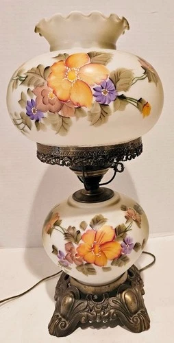 VTG Gone With The Wind Style Lamp- Hand Painted Floral Globes~ 3 Way Lamp ~Works