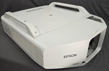 Epson Powerlite Pro Z8050W H265A HD Projector 7000 LUMENS 1894 HOURS NO LENSE