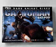MOEBIUS #938 "THE DARK KNIGHT RISES" CATWOMAN with BAT-POD 1/18 SCALE - NEW OPEN