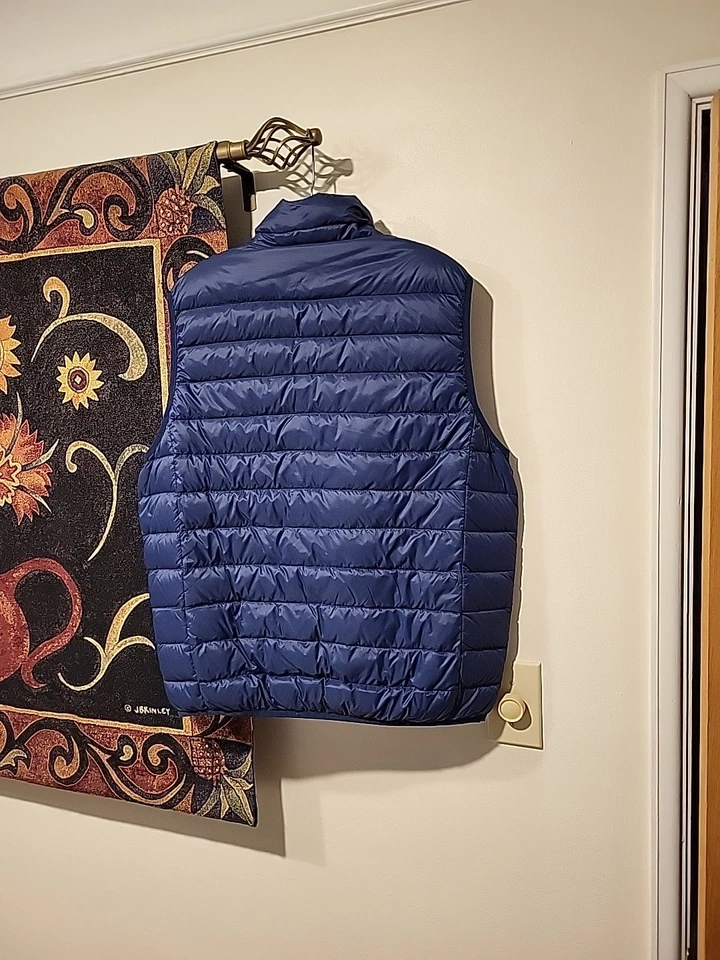 Hawke & Co. Sport Down Puffer Vest Jacket Insulated Lined Full Zip Mens Medium - Image 4 of 4