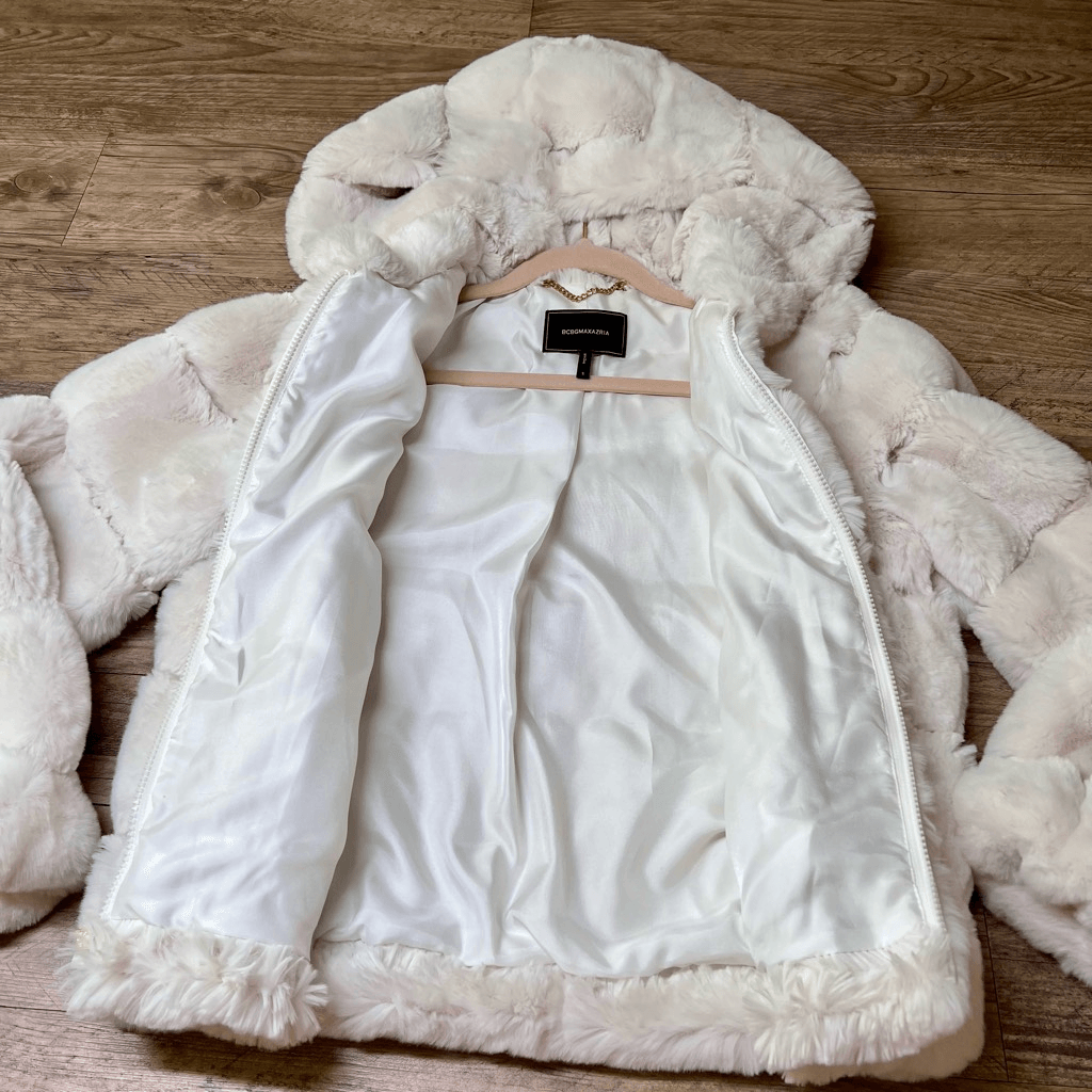 BCBGMAXAZRIA Womens White Missy Grooved Faux Fur Full Zip Hooded