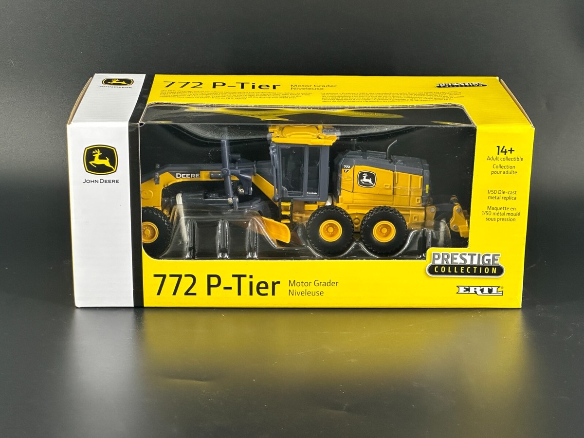 NEW John Deere ERTL 1/50 772 Prestige Collection Die Cast Replica