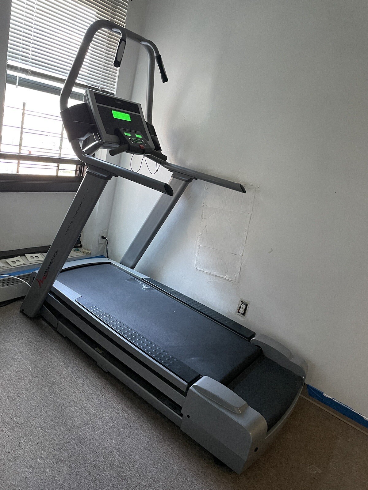 Freemotion Incline Trainer i7.7 Treadmill