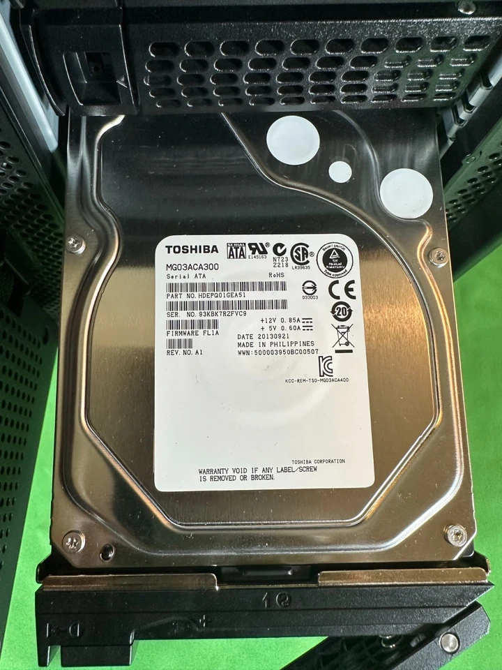Netgear Readynas RND31600 12TB (4x3TB) Toshiba 7200RPM - Image 2 of 4