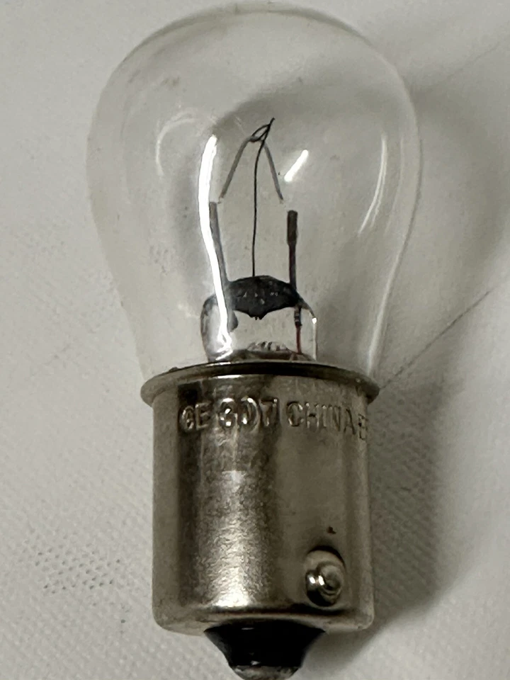 Two Miniature Aviation Cockpit/Wing/Tail Light Bulbs, GE-1777 & GE 307 - Image 3 of 4