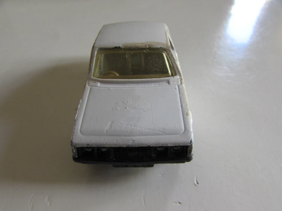 Matchbox -  Ford Escort RS 2000 n.3 - Immagine 3 di 4