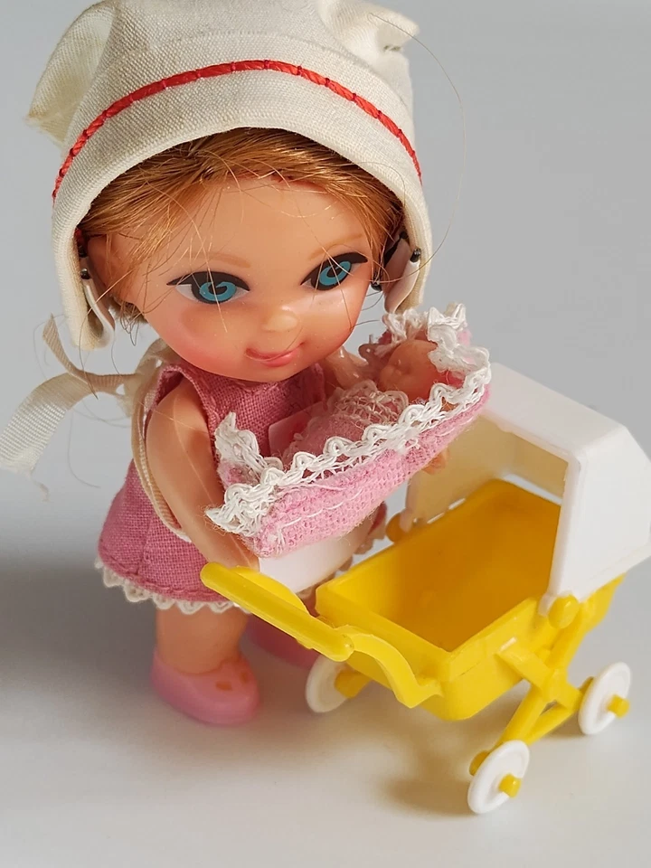 Mattel Liddle Kiddle Florence NIDDLE  NURSE Doll +  APRON CAP & BABY Ecellent !! - Image 4 of 4