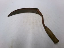Antique Vintage Little Giant Rustic Farm Hand Scythe Sickle Hand Tool