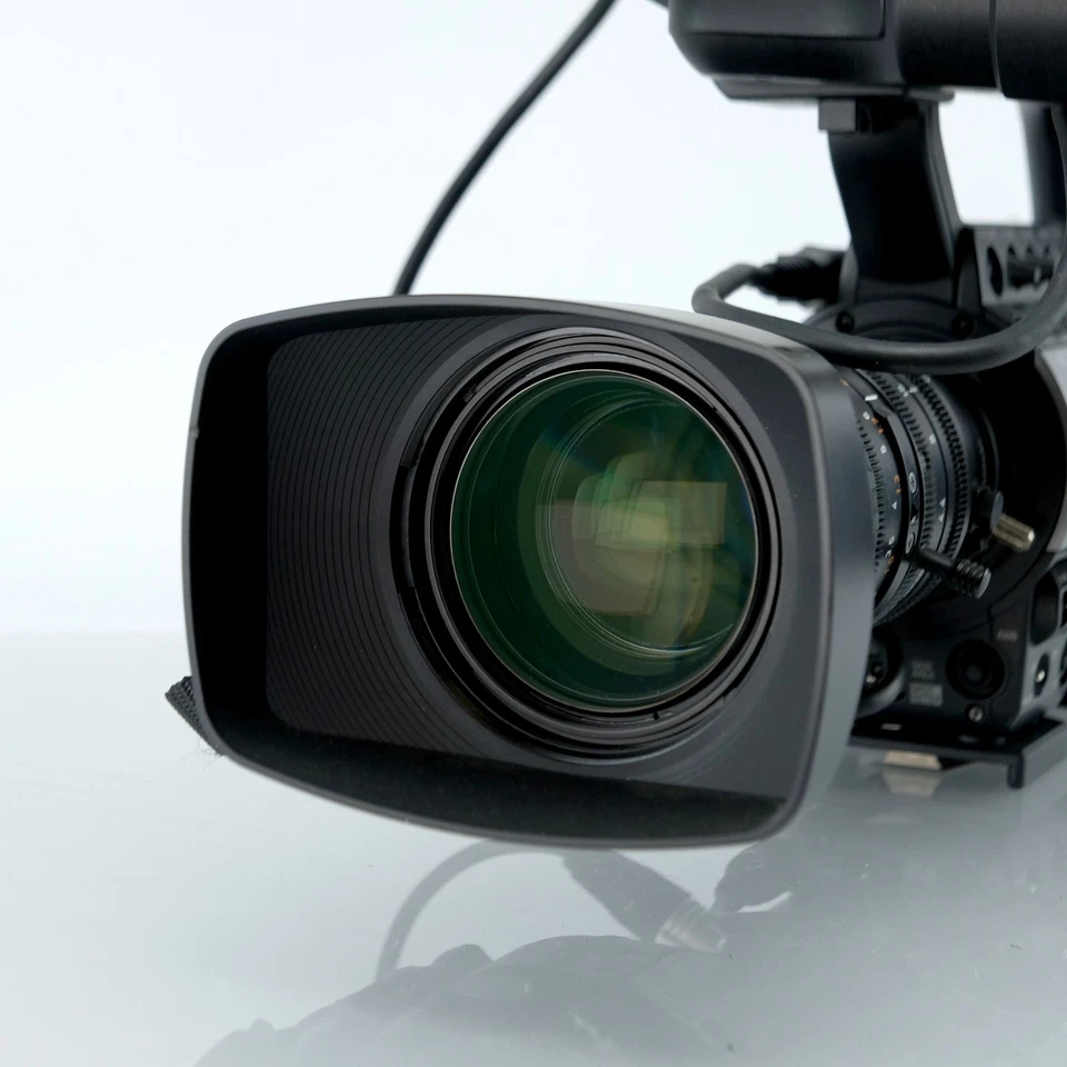 JVC GY-HM750 ProHD ENG Schulter-Camcorder Canon 14x Objektiv - Bild 2 von 4