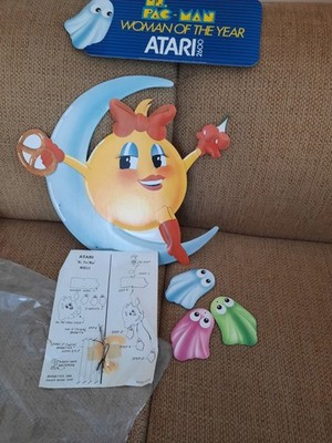 Ms. Pac Man Cardboard Hanging Store Display for Atari 2600 1982  Vintage