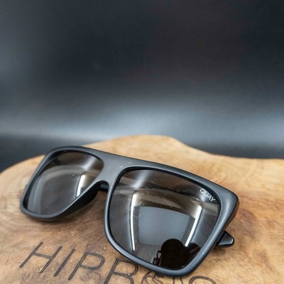 Quay X Desi Perkins On The Low Square Sonnenbrille