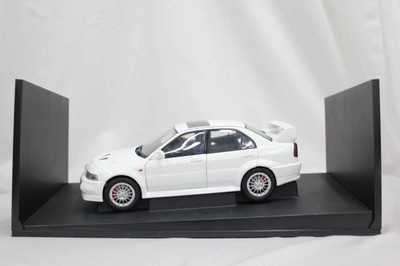 AUTOart 1:18 Mitsubishi Lancer EVO VI Performance Model Car Unused