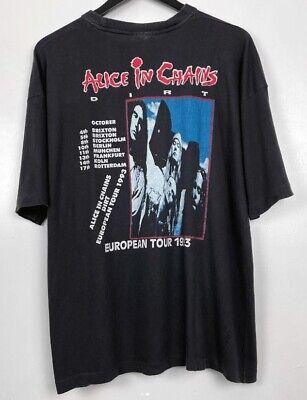 Alice In Chains Tour 1993 Black Short Sleeve Cotton T-shirt Alice In Chains Tour 1993 Black Short Sleeve Cotton T-shirt