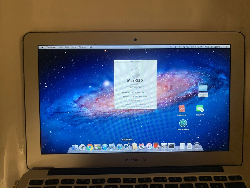 Apple MacBook Air MC505LL/A 1.40 GHz 2GB RAM 64GB SSD 11.6" HD (Used) - Image 4 of 4