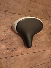 Apollo Sprung Saddle Vintage Retro Extra Wide And Padded Seat For Old Bikes