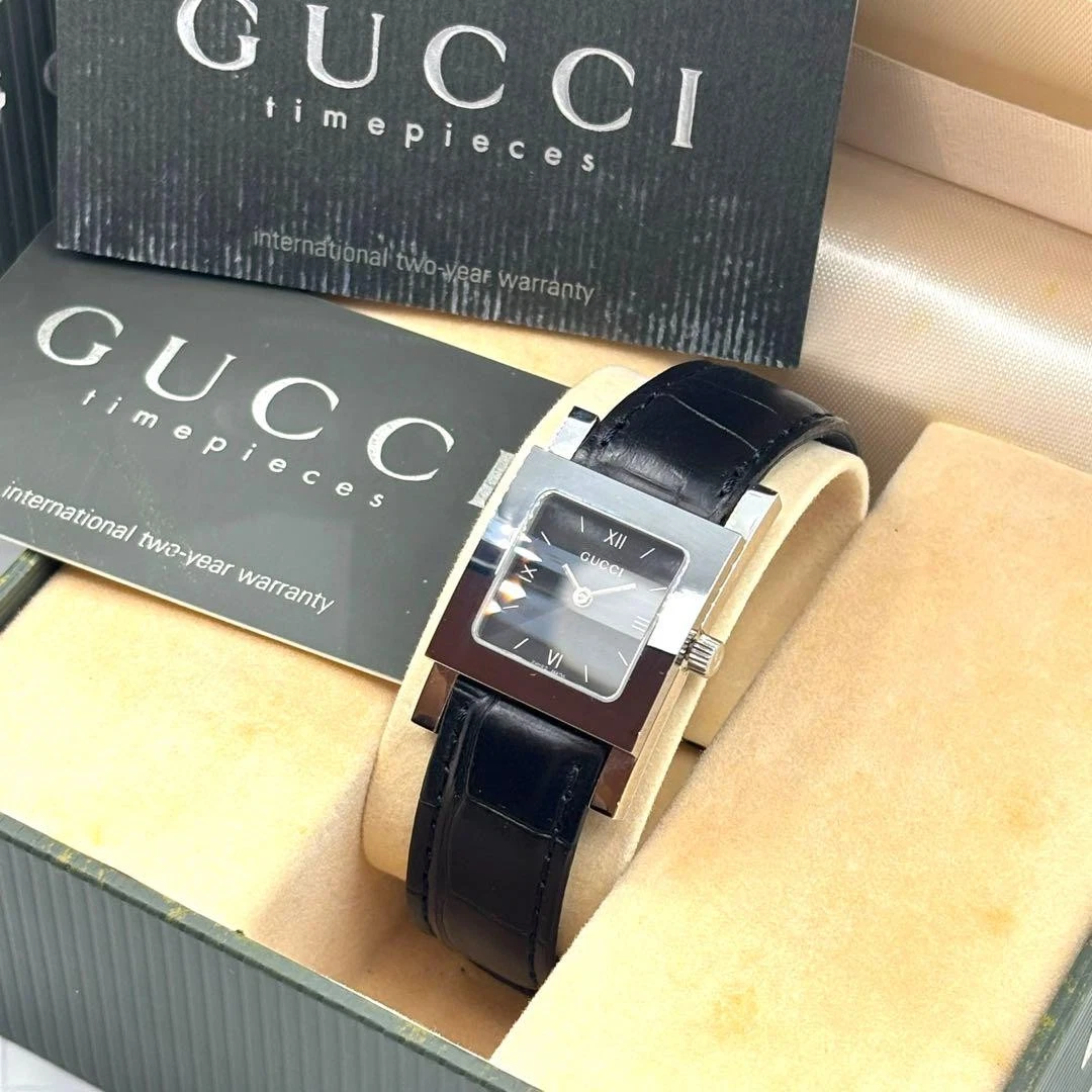 Orologio Gucci 7900L Quarzo Quadrante Nero Cinturino Goffrato Croc