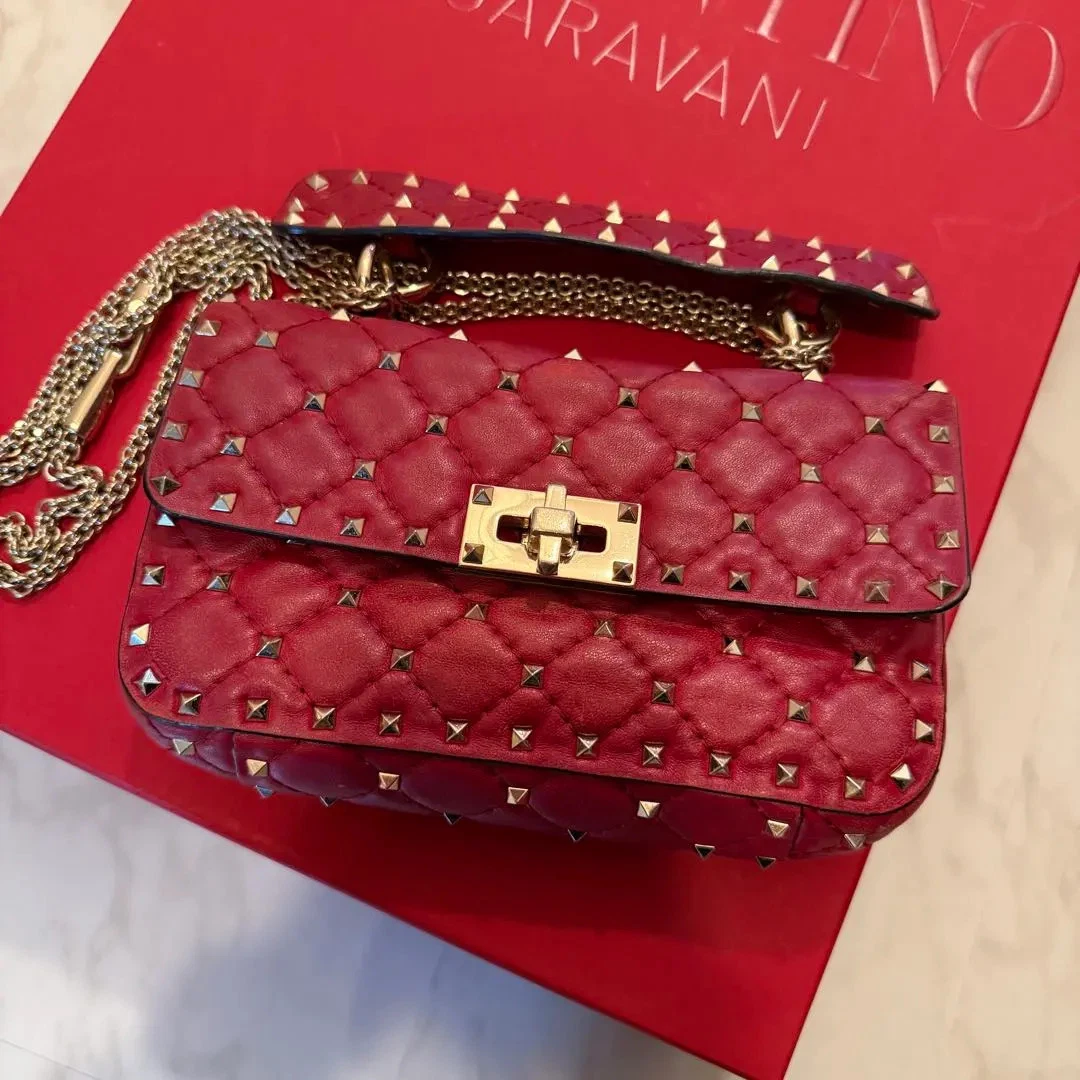 【未使用品箱付き】VALENTINO Black Rockstud　Bag Valentino】Rockstud Mini Bag 