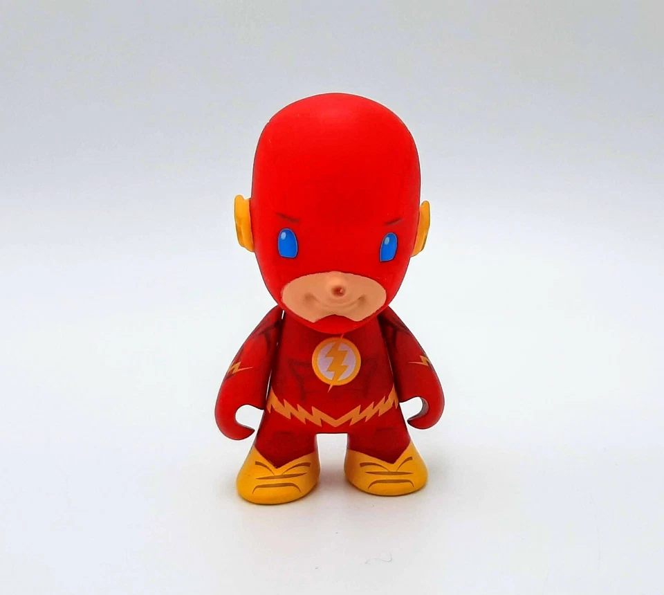 LNIOB 2015 Kidrobot DC Universe Mini Series Flash 2/20 3" Vinyl Figure - Image 2 of 4