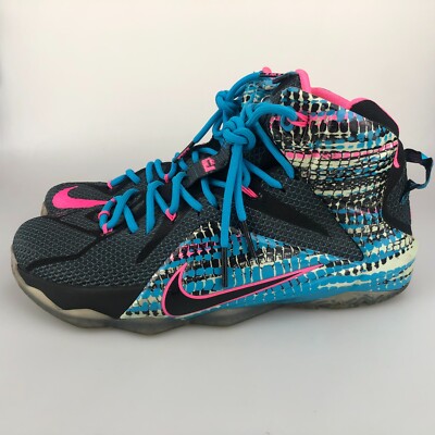 Nike Lebron XII 23 Chromosomes Size 10 US Basketball Sneakers