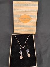 Canyon Sky Earing And Necklace Set