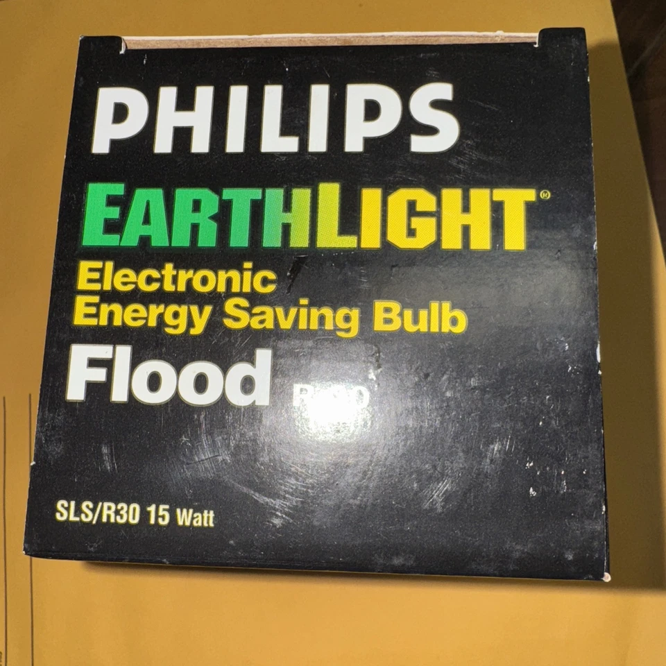 PHILIPS EARTH LIGHT 15WATT R30 FLOOD ENERGY SAVING LIGHT BULBS - Image 2 of 4