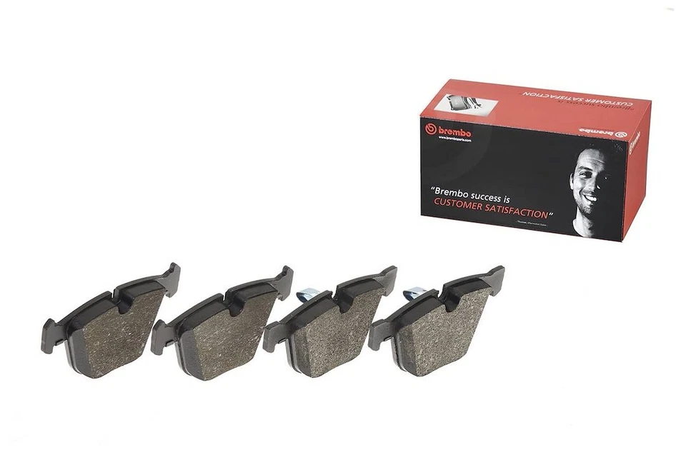 Brembo Front Low-Metallic Brake Pads Fits 2010-2018 BMW X5 Brake Pads P06050 Foto 3 de 4