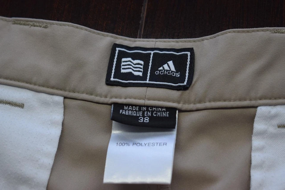 Pantalones Cortos de Golf Atléticos Plisados Beige Performance Adidas Para Hombre 41773 Talla 38 Foto 4 de 4