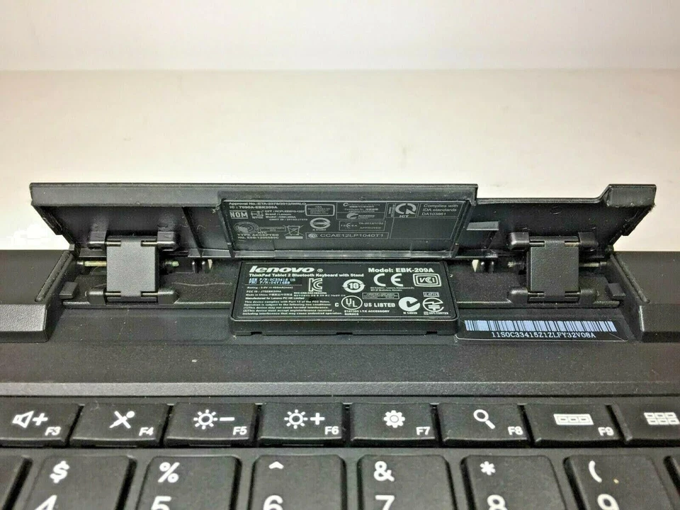 Lenovo ThinkPad Tablet 2 Bluetooth Keyboard w/Stand Fits All Tablets Phones - Image 4 of 4