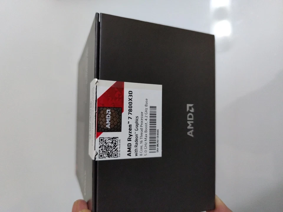 AMD Ryzen 7 7800X3D Processore (4,2 GHz, 8 Cores, Socket AM5) - 100-100000910WOF - Immagine 2 di 2