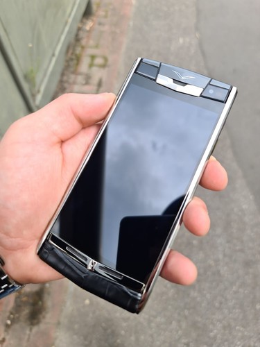 Vertu Signature Touch 24k GOLD EDITION, Alligatorleder, UNIKAT, Full Pack - Bild 16 von 24