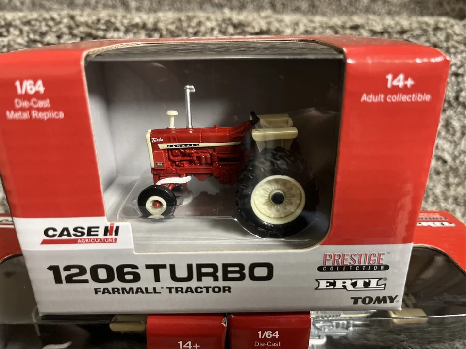 1/64 2024 ERTL Case IH Farmall 1206 Turbo With Duals! Set Of 3 W/ CHASES! NEW!! - Image 3 of 4