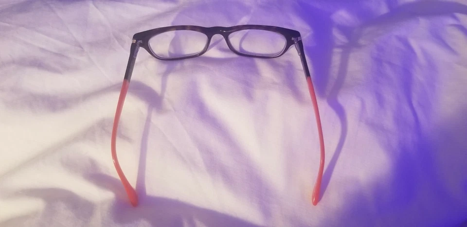 Monturas de gafas Kensie "juguetes" para niñas 50-17-135 negro y rosa opalescente  Foto 3 de 4