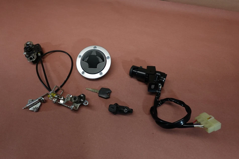 Juego de llaves de encendido Kawasaki Ninja ZX1400 ZX14R 2006-2011 tapa de gasolina Foto 4 de 4