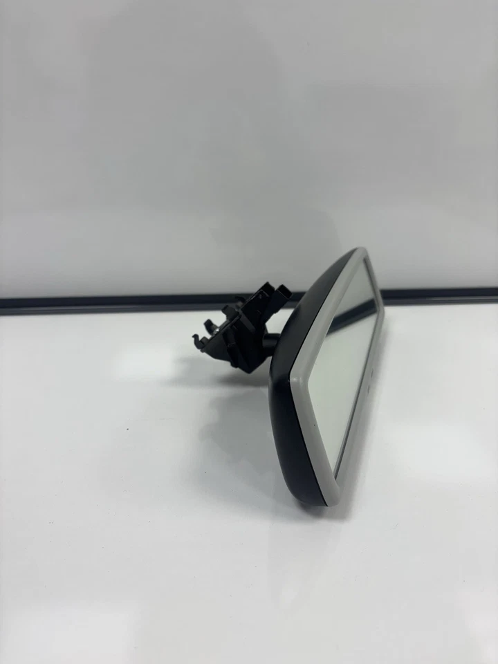 New Genuine VW/CC - Octavia 2012-2017 Anti Dazzle Rear View Mirror 7N0857511K - Image 2 of 4