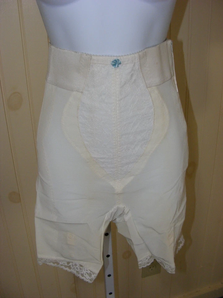 FAJA PIERNA LARGA AÑOS 60 CAROL BRENT MED SOPORTE COMPLETO ENCAJE PIERNA MEDIAS LIGAS Foto 3 de 4