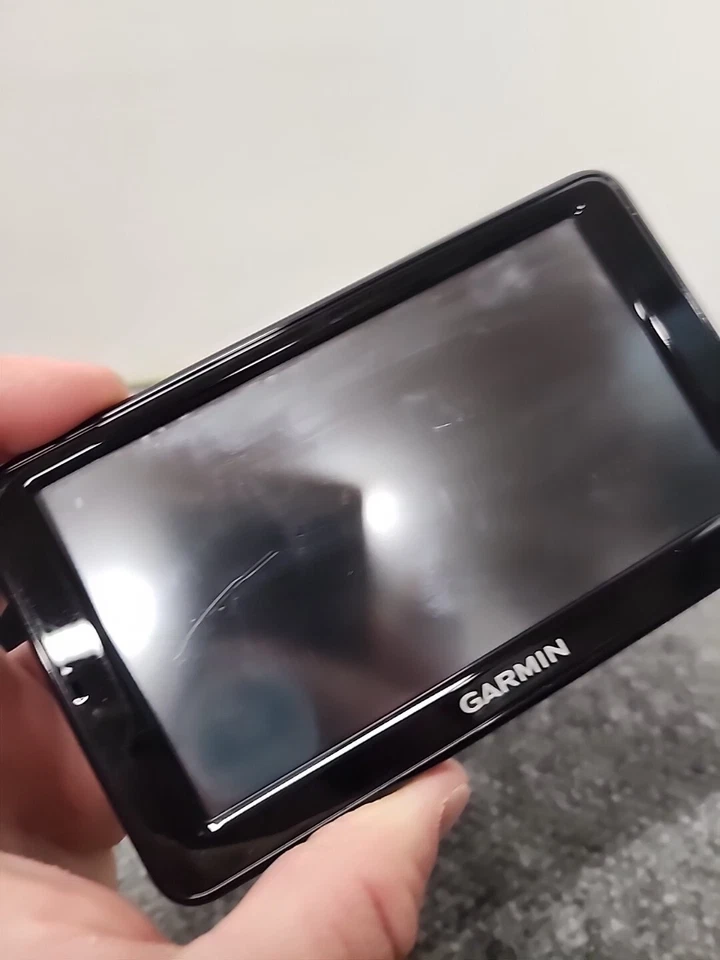 Garmin Nuvi 40LM 4.3-inch Portable GPS Navigator - Image 2 of 4