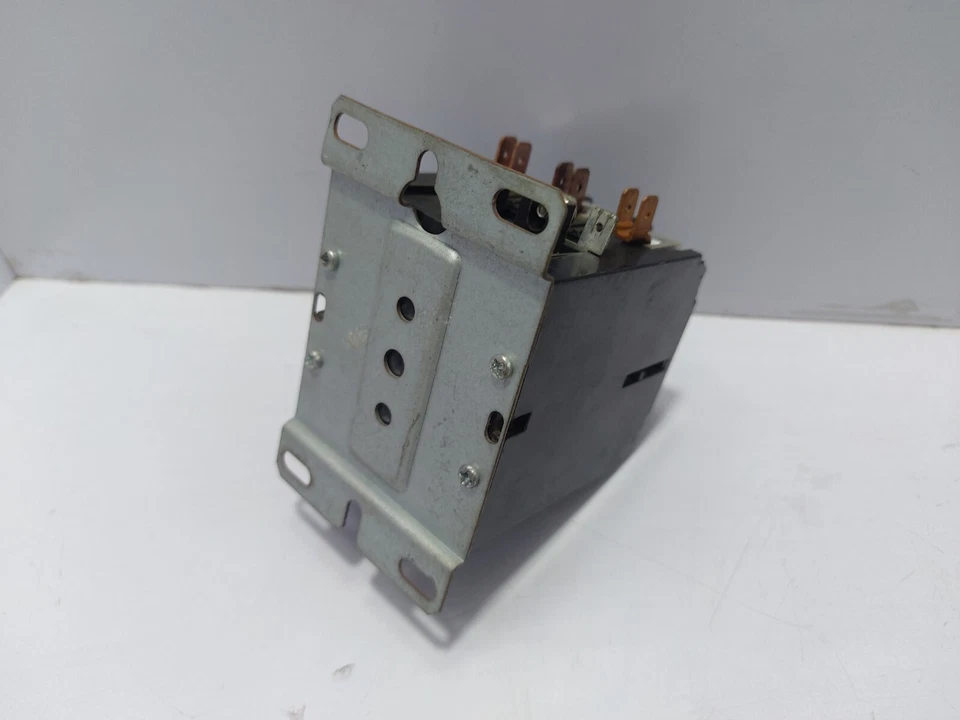 Contacteur Square D 8910DPA43V02 50A 600V~ Bobine 120V ~60Hz / 110V~50Hz - Photo 4/4