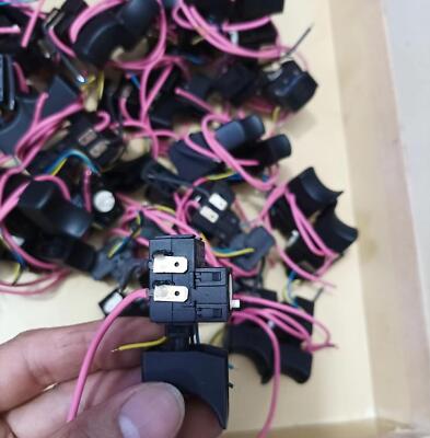 Interruttore A Leva Marquardt 1838.3502 250V AC 6A On/On IP40 Blocco 1 Interruttore A Leva Marquardt 1838.3502 250V AC 6A On/On IP40 Blocco 1