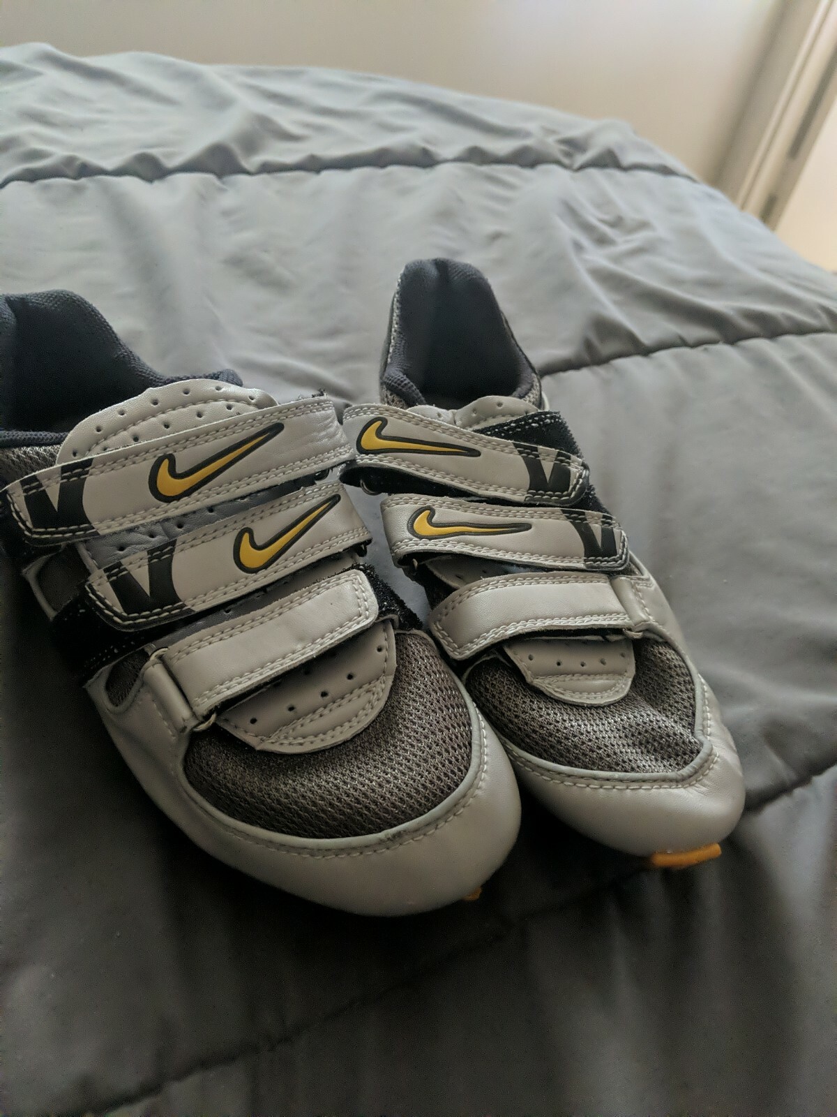 VINTAGE NIKE ROAD BIKE CYCLING SHOES 