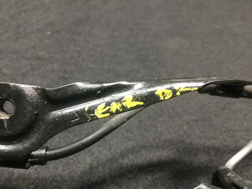 04 05 06 SENSOR DE VELOCIDAD ABS TRASERO IZQUIERDO LADO DEL CONDUCTOR SCION XA OEM D18 Foto 4 de 4