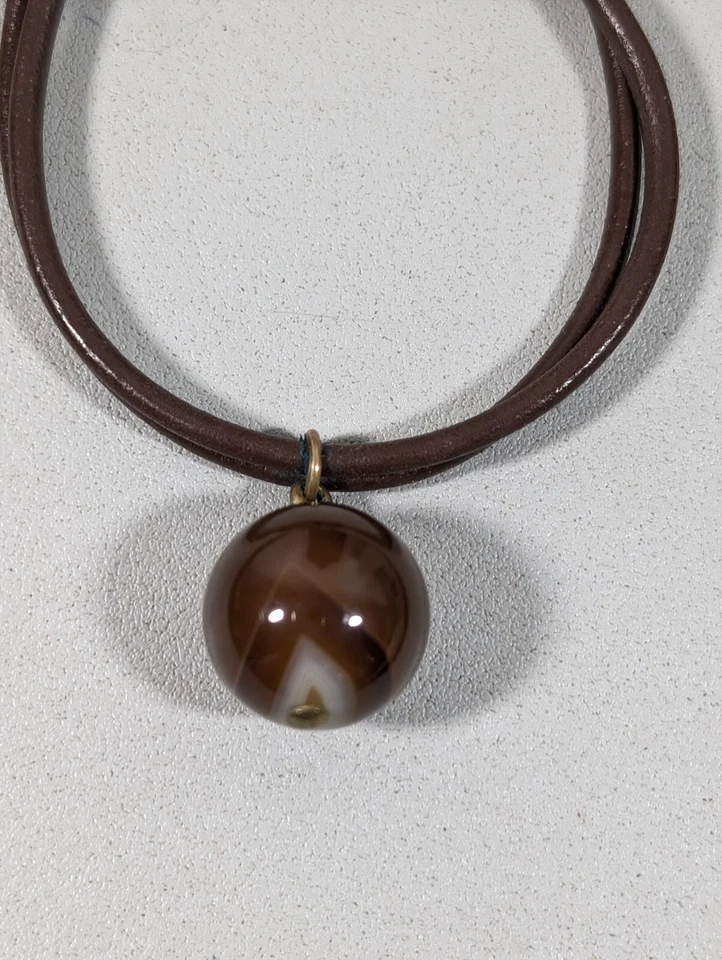 Pulsera Athens Protasis Marrón Ágata Piedra Pulida Redonda Dije Cuero Cordón Foto 2 de 4