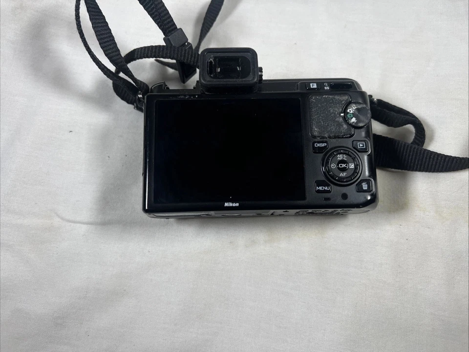 Cámara Nikon 1 V1 Mirrorless CX Cuerpo 10.1MP Solo 2236 Accionamientos. Foto 2 de 4