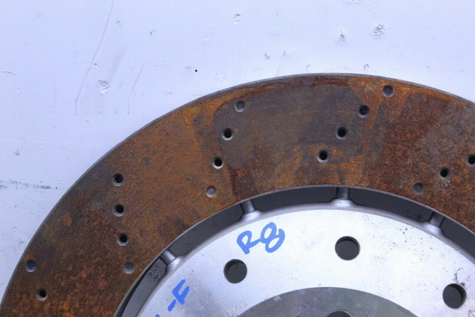 Audi R8 2012 disco de rotor de freno delantero buen estado OEM usado Foto 2 de 4