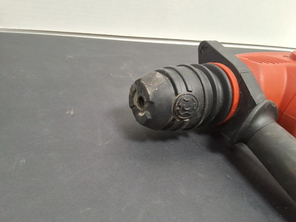 Taladro percutor inalámbrico Hilti TE 30-A36 SDS (SOLO HERRAMIENTA) Foto 2 de 4