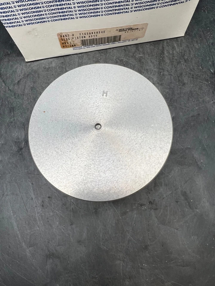 NOS Vintage Wisconsin Total Power Engine Поршневые зажимы в сборе F163A04084E - Изображение 2 из 4